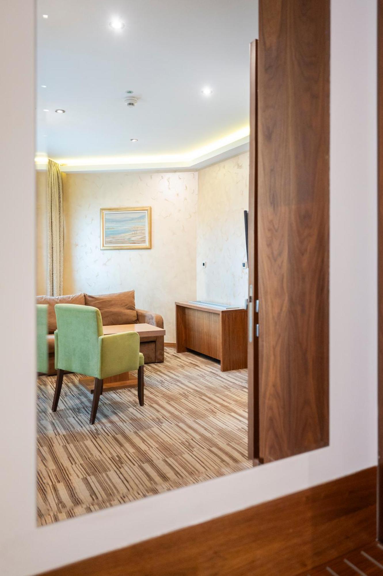 סראייבו Hotel Bistrik City Center מראה חיצוני תמונה