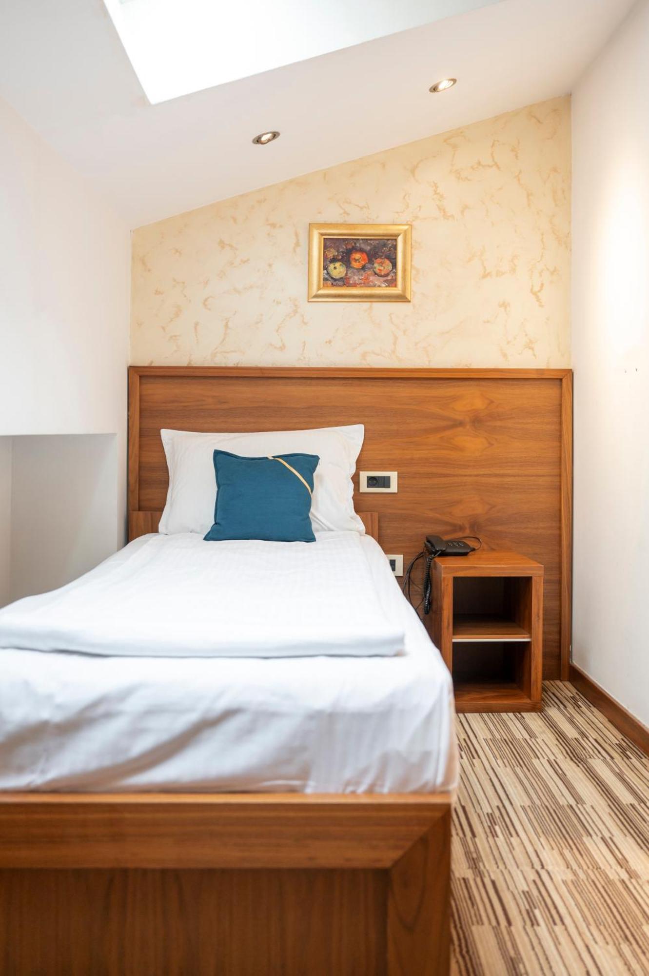 סראייבו Hotel Bistrik City Center מראה חיצוני תמונה